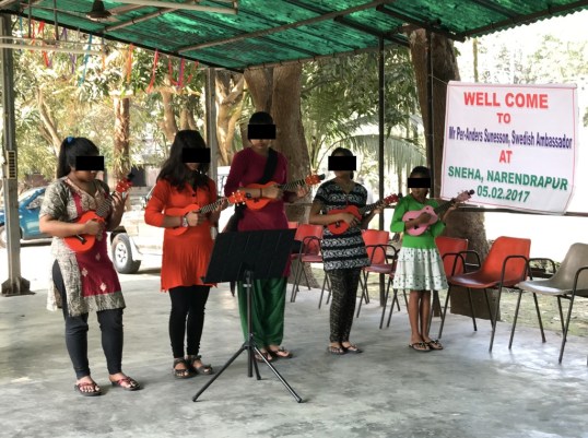 sgub girls perform.jpg